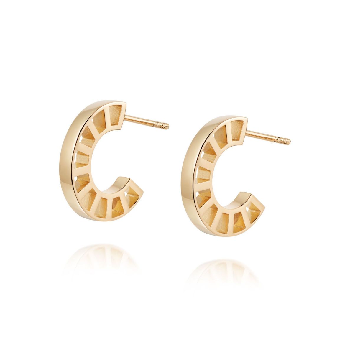 Picture of Huggie Hoop Earrings 18ct Gold Plate - Goldie