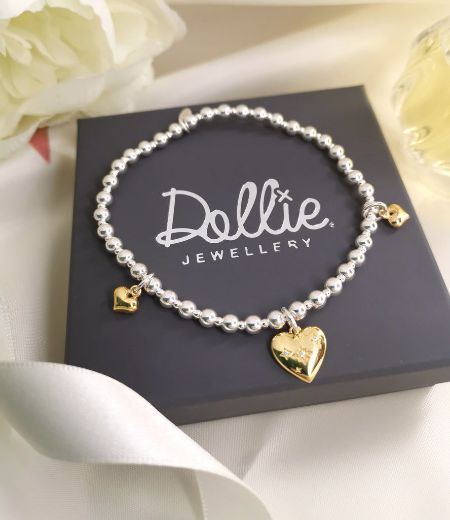 Picture of Aurelia Golden Hearts Bracelet