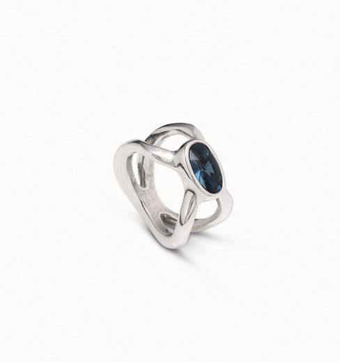 Picture of Anillo Guardian Silver Ring With Blue Crystal