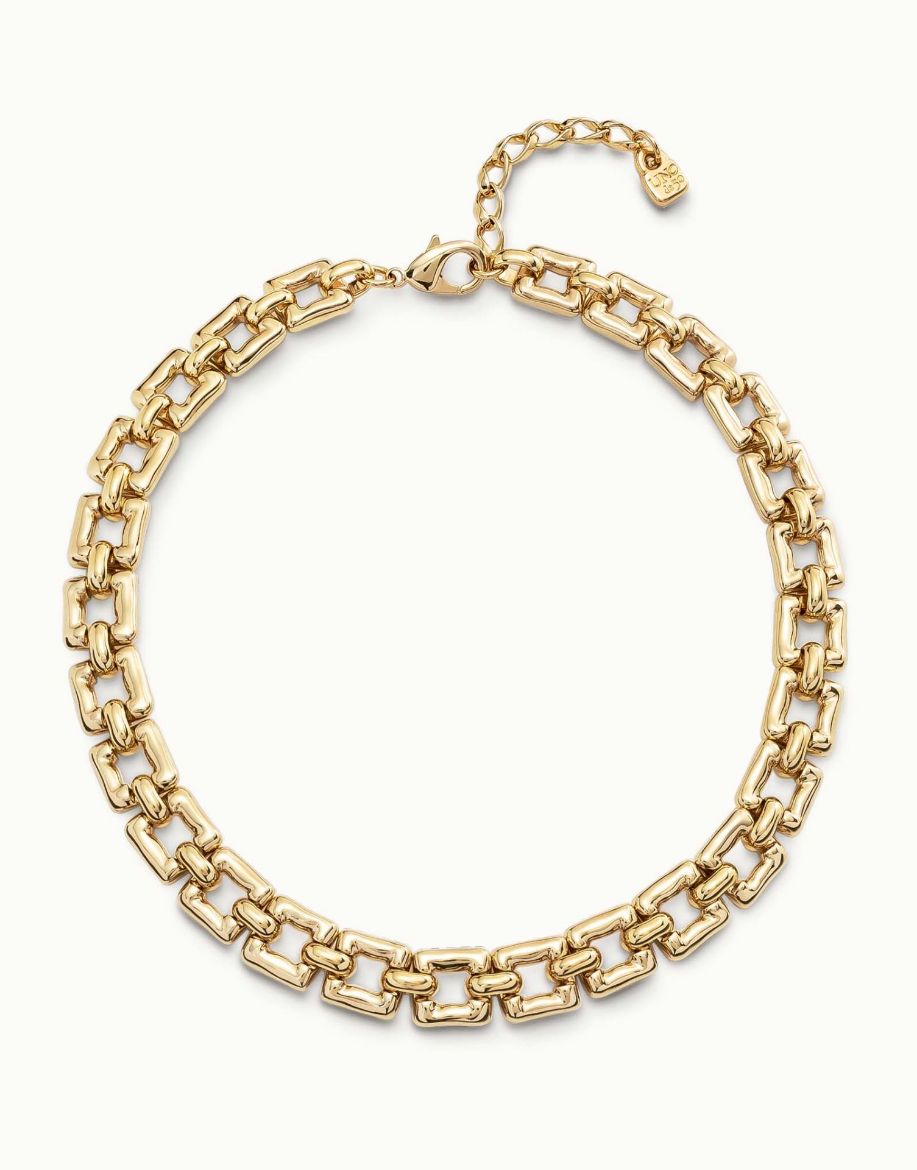 Picture of Femme Fatale Necklace in Gold 