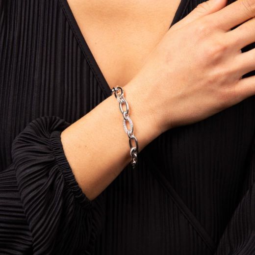 Picture of Oval Link Chain Bracelet