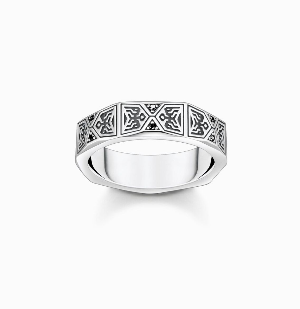Picture of Faceted Silver Band Ring with Engravings and Black Zirconia