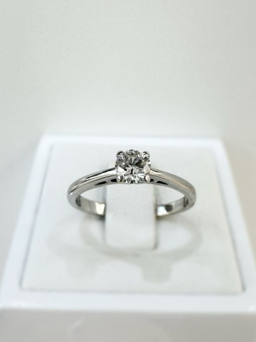 Picture of 18ct White Gold Diamond Solitaire 