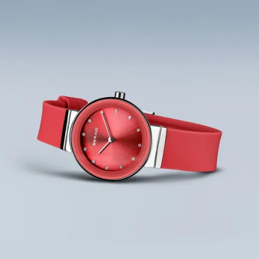 Picture of Red Silicone Classic Watch 