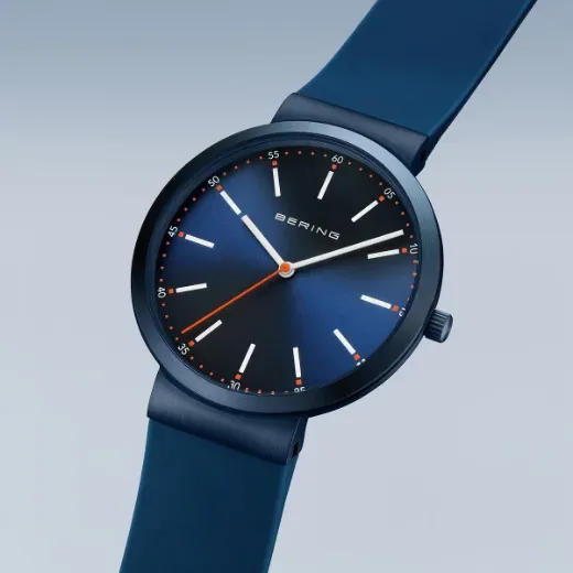 Picture of Navy Silicone Watch with Additional Strap 