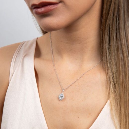 Picture of Oval Cluster Pendant