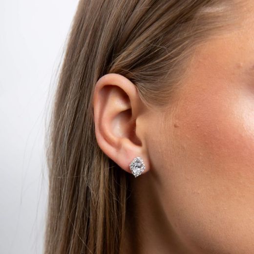 Picture of Oval Cluster Stud Earrings