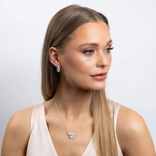 Picture of Triple Teardrop Statement Necklace