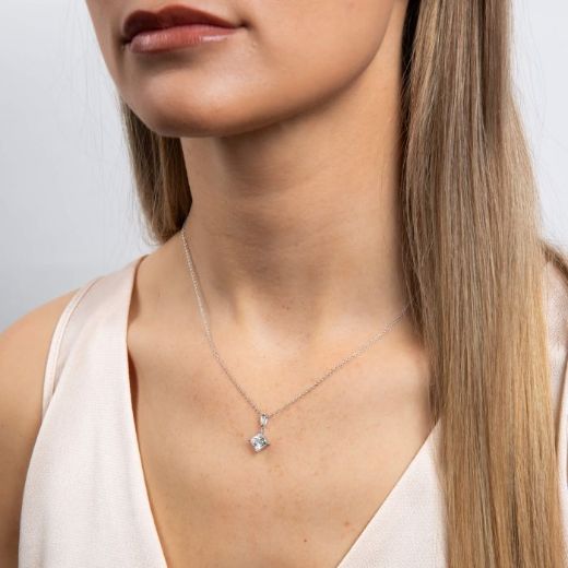 Picture of Princess Cut Drop Pendant