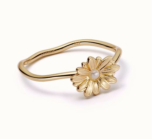 Picture of Daisy Pearl Flower 18ct Gold Plated Ring