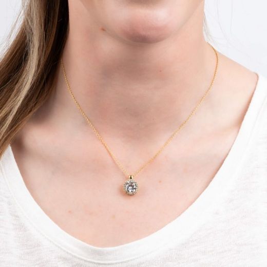 Picture of Diamonfire Halo Pendant in Gold