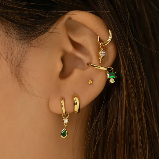 Picture of Trilogy Flat Back Labret Stud - Gold