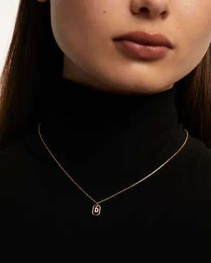 Picture of Mini Letter D Necklace 